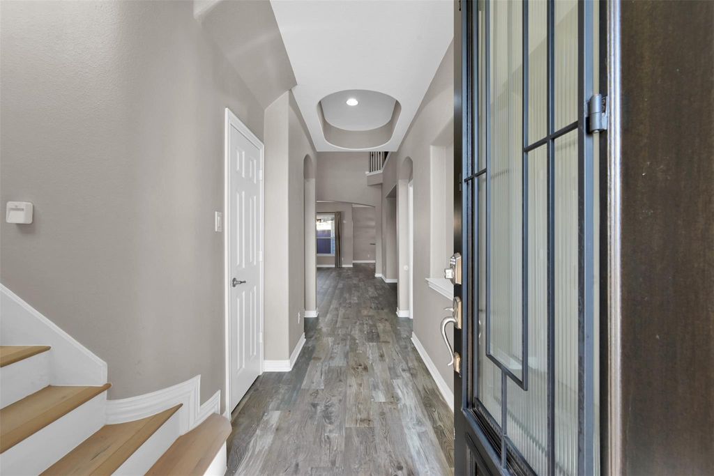 Photo of 9222 Sunlight Oak Lane, Houston, TX 77070 (MLS # 56374822)