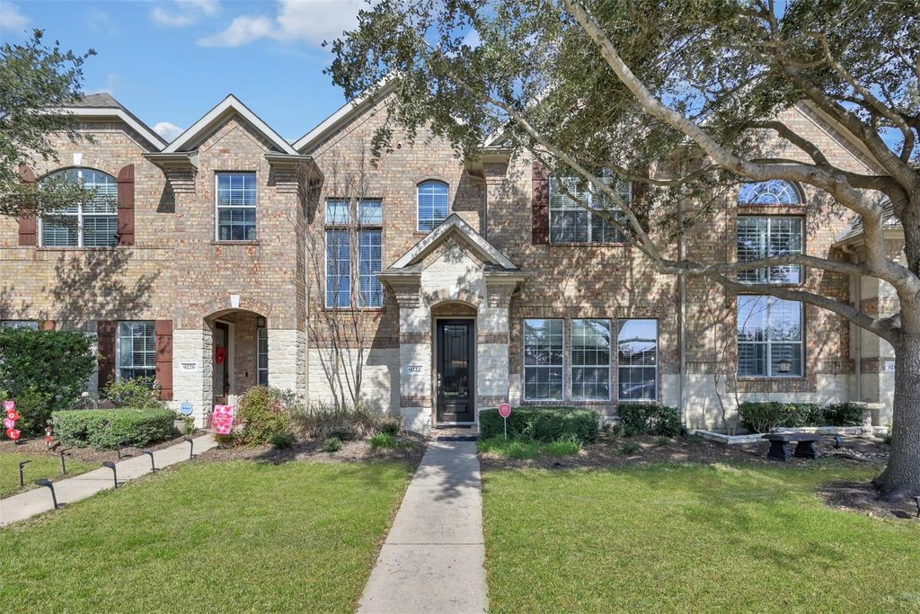 Photo of 9222 Sunlight Oak Lane, Houston, TX 77070 (MLS # 56374822)