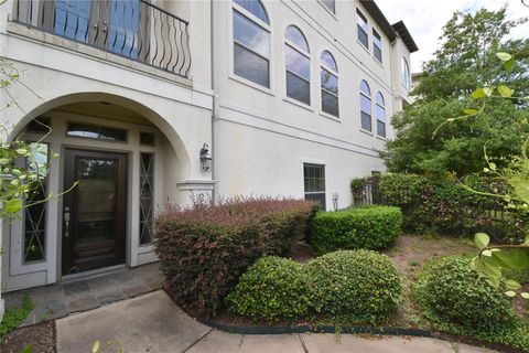 Photo of 2416 La Branch Street, Houston, TX 77004 (MLS # 51275694)
