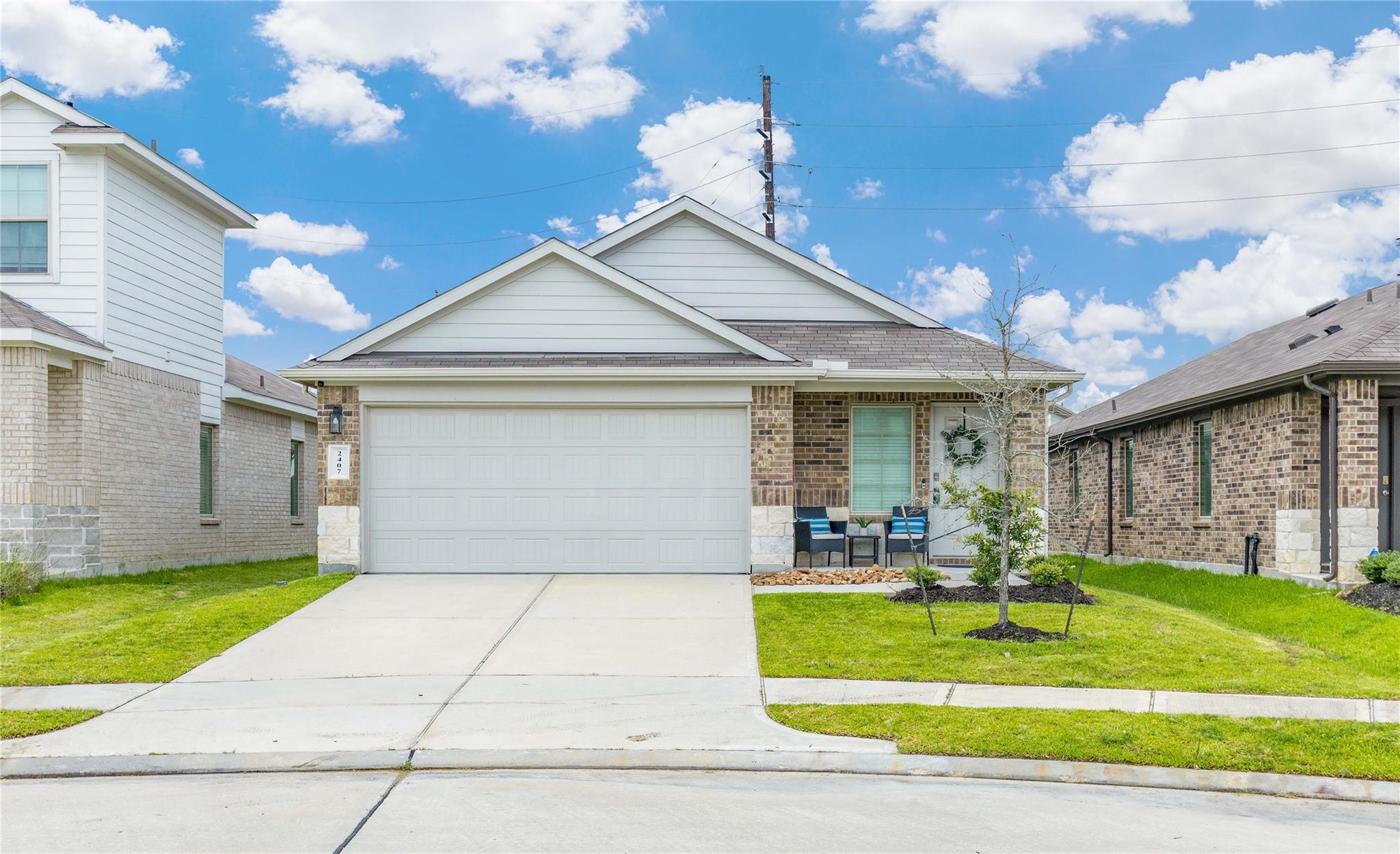 2407 Moraine Valley Drive