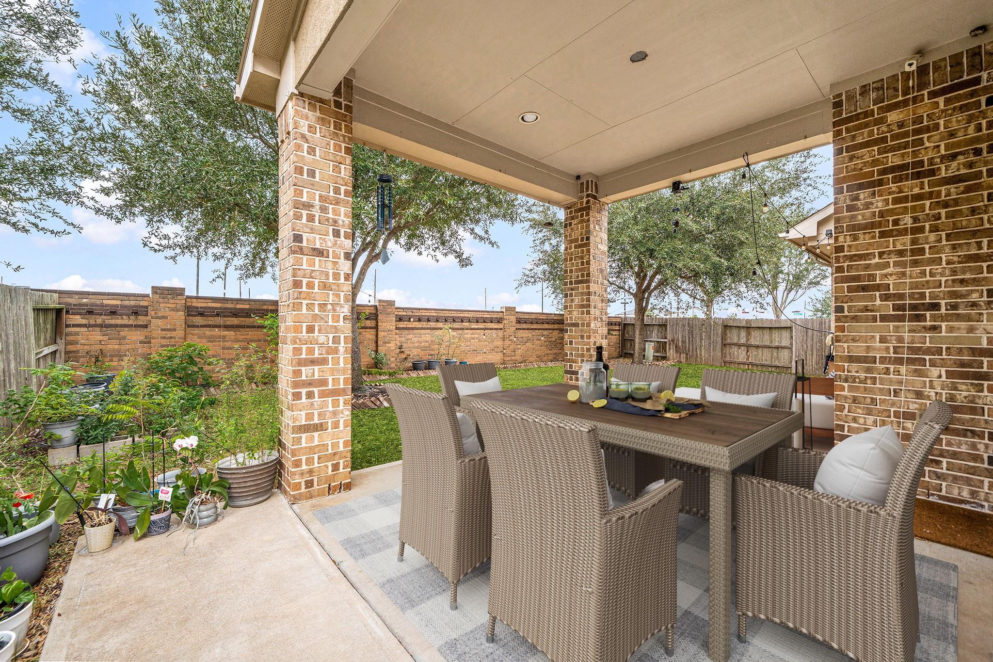 2714 Ember Pass Lane