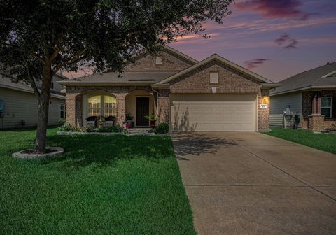 105 Cheyenne River Drive La Marque TX 77568