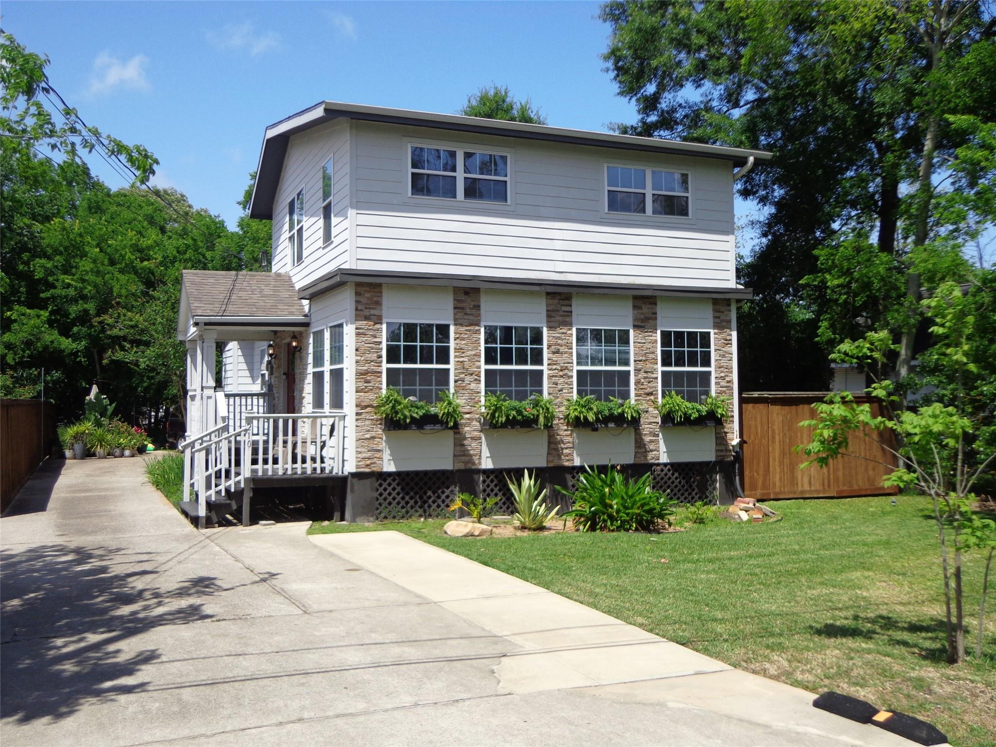 210 Fairfield Street
