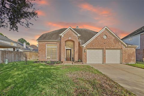 Photo of 16210 Broken Timber Circle Cir, Houston, TX 77095 (MLS # 9262220)