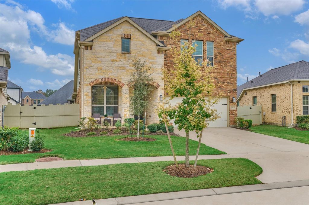 Photo of 10070 Black Maple Drive, Conroe, TX 77385 (MLS # 97738187)