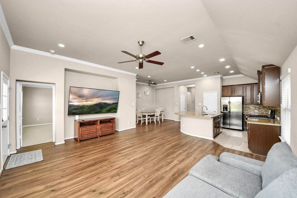 Photo of 19734 Oakdale Lakes Trail, Richmond, TX 77407 (MLS # 61614809)