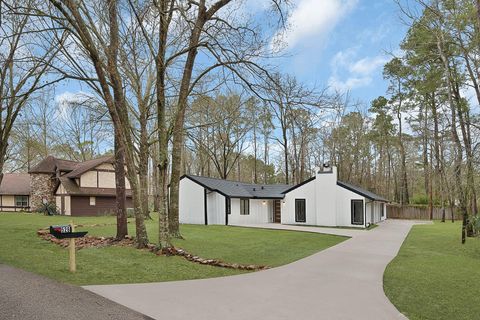 Photo of 526 Marymont Park, Conroe, TX 77302 (MLS # 94019117)
