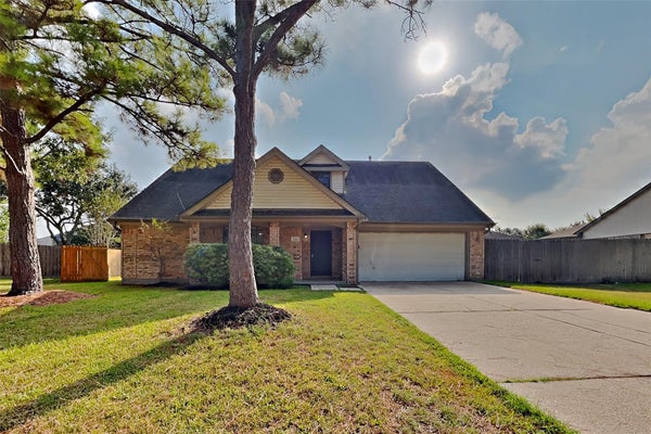 2511 PECAN GROVE CT, PEARLAND, TX 77584 - Image 70cb86f92bba7bf3f14434f8fb07f6cf/276820935
