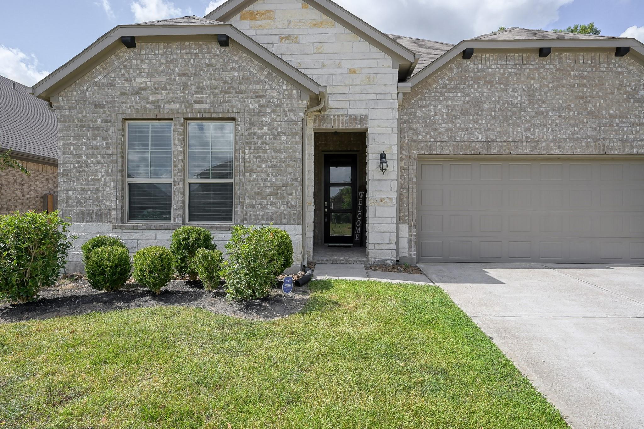 12189 Pearl Bay Court