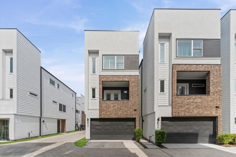 Photo of 5827 Dolores Street, Houston, TX 77057 (MLS # 92426976)