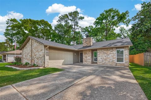 Photo of 4014 Sweet Gum Trail, Houston, TX 77339 (MLS # 91662328)