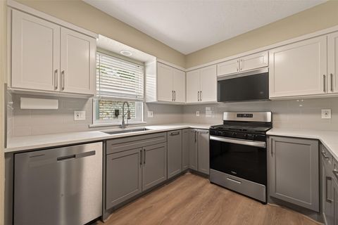 Tiny photo for 4014 Sweet Gum Trail, Houston, TX 77339 (MLS # 91662328)