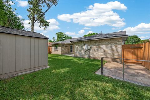 Tiny photo for 4014 Sweet Gum Trail, Houston, TX 77339 (MLS # 91662328)