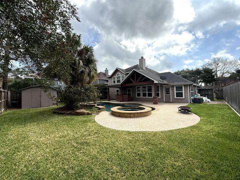 Apartment For Sale - 1927 Enchanted Park Drive<br/> Spring, TX 77386