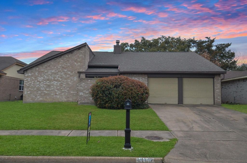 Photo of 19318 Quiet Brook Drive, Houston, TX 77084 (MLS # 65596363)