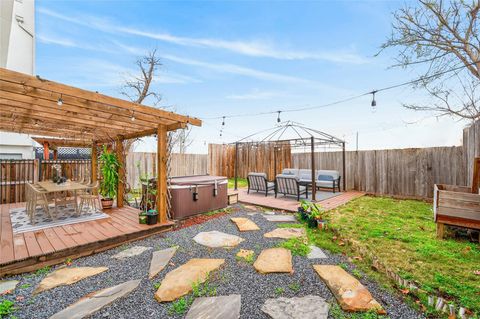 Photo of 4608 Nett Street #C, Houston, TX 77007 (MLS # 8745178)