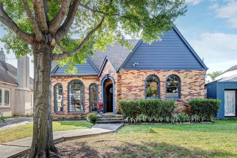 1947 Portsmouth Street Houston TX 77098