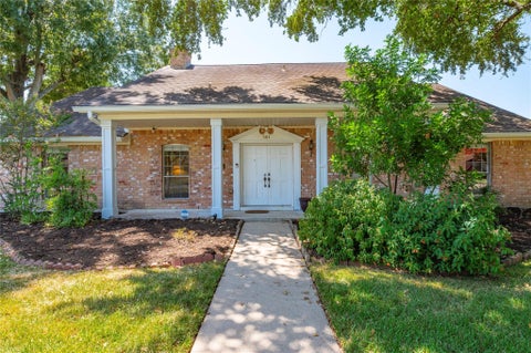 Photo of 501 Audubon Street, League City, TX 77573 (MLS # 96385634)