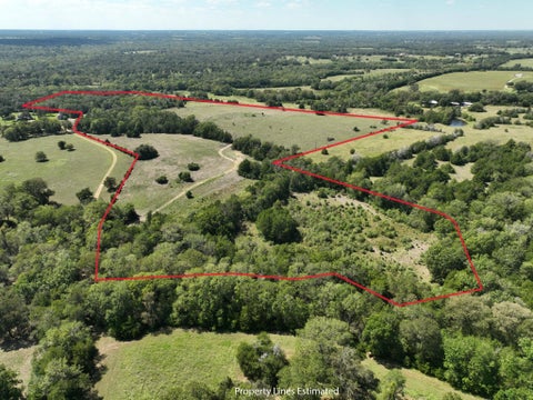 Photo of 5853 Highway 159 W, Bellville, TX 77418 (MLS # 14890059)