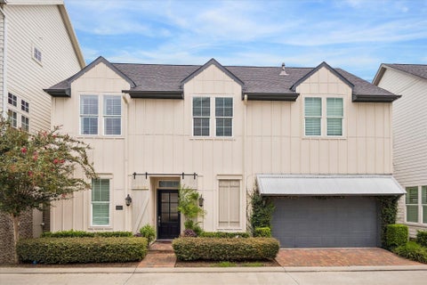 Photo of 8662 Green Kolbe Lane, Houston, TX 77080 (MLS # 52011870)