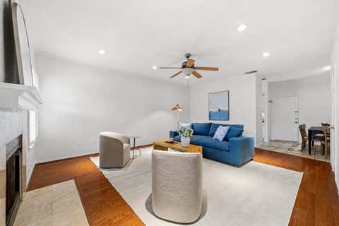 Photo of 9850 Pagewood Lane #1009, Houston, TX 77042 (MLS # 8157274)