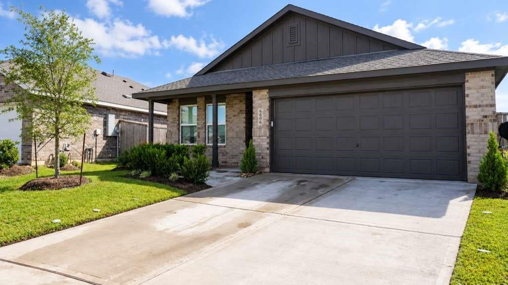 6606 Orange Daylily Lane