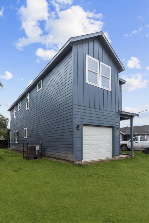 Photo of 8127 Hoffman Street, Houston, TX 77016 (MLS # 91640729)