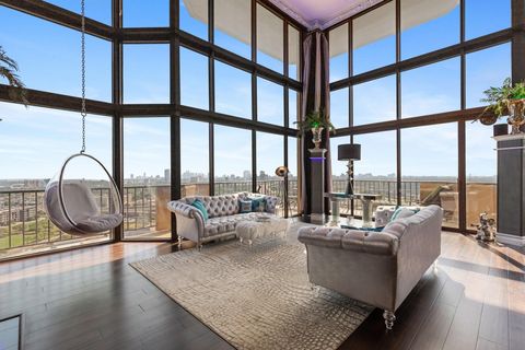 Photo of 3350 Mccue Road #2404, Houston, TX 77056 (MLS # 63031397)