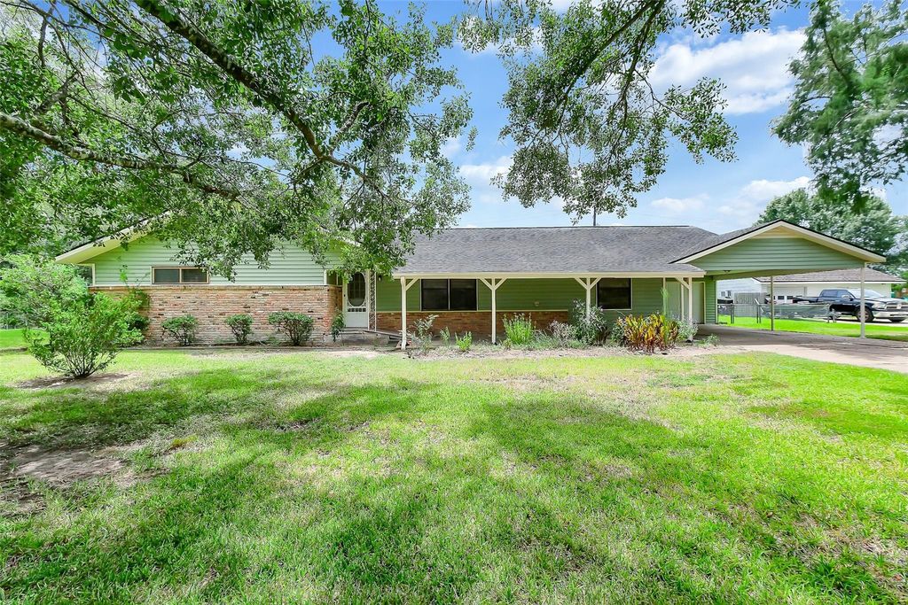 Photo of 3605 Longherridge Drive, Pearland, TX 77581 (MLS # 77855528)