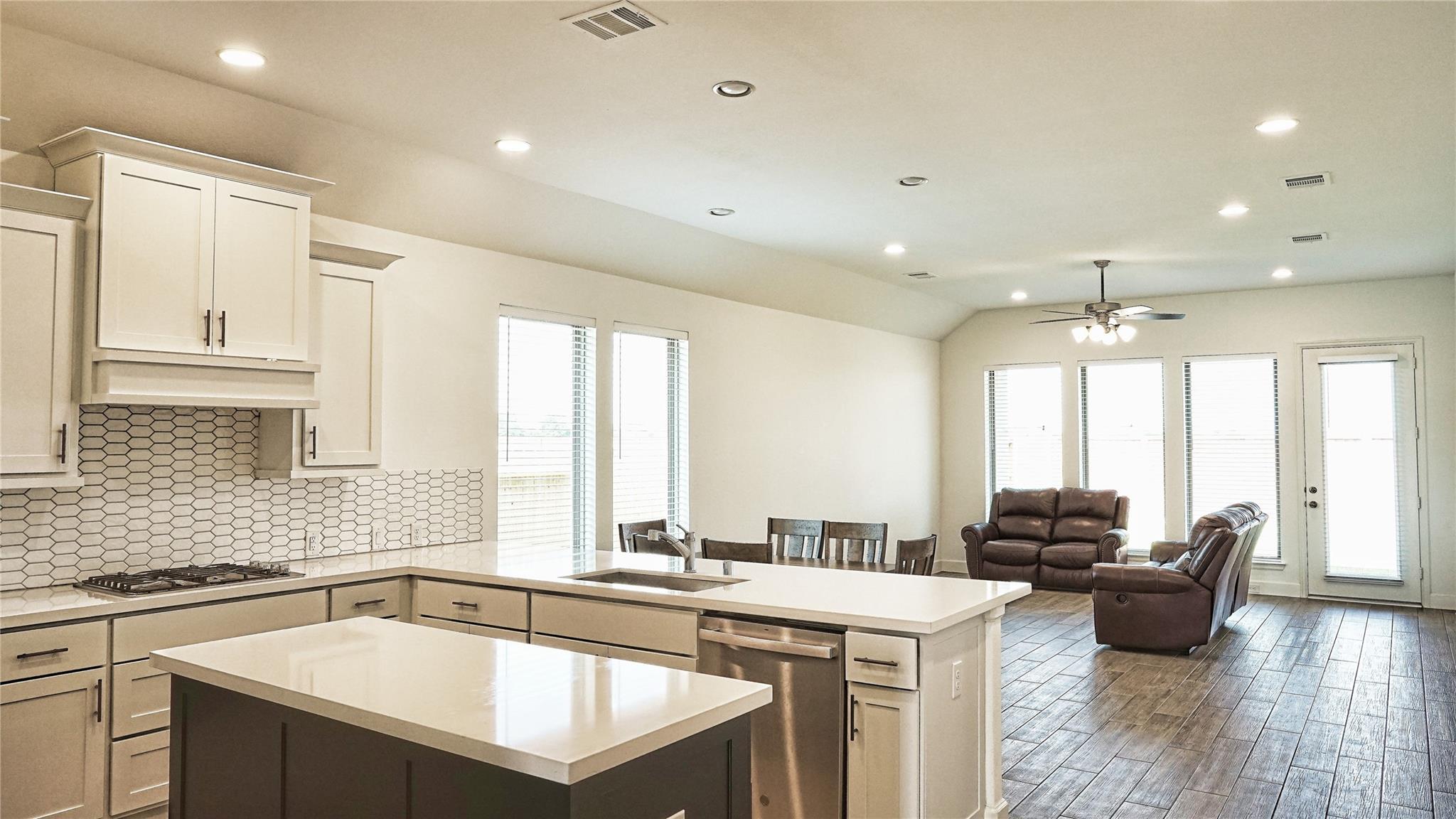 7107 Bur Oak Bend Way