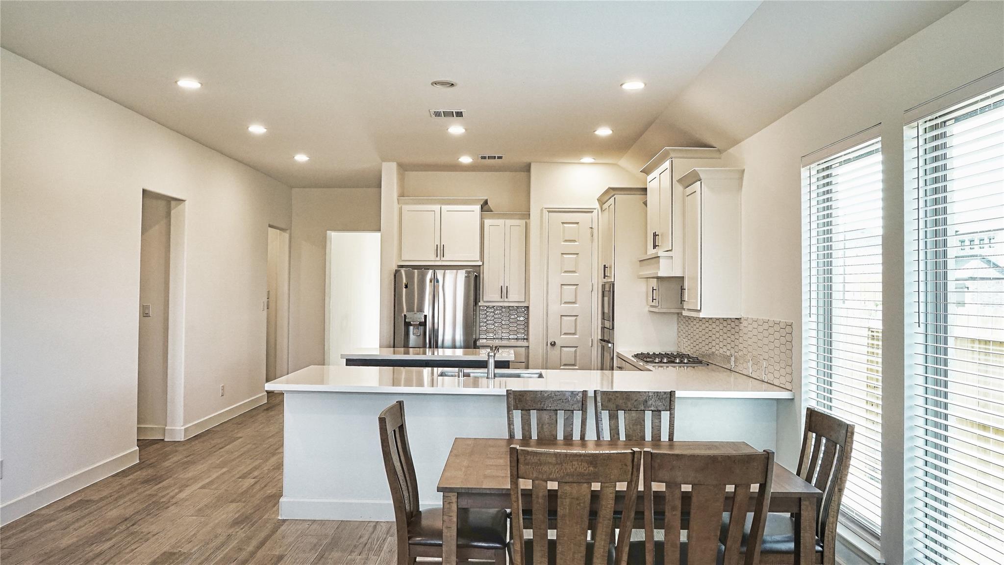 7107 Bur Oak Bend Way