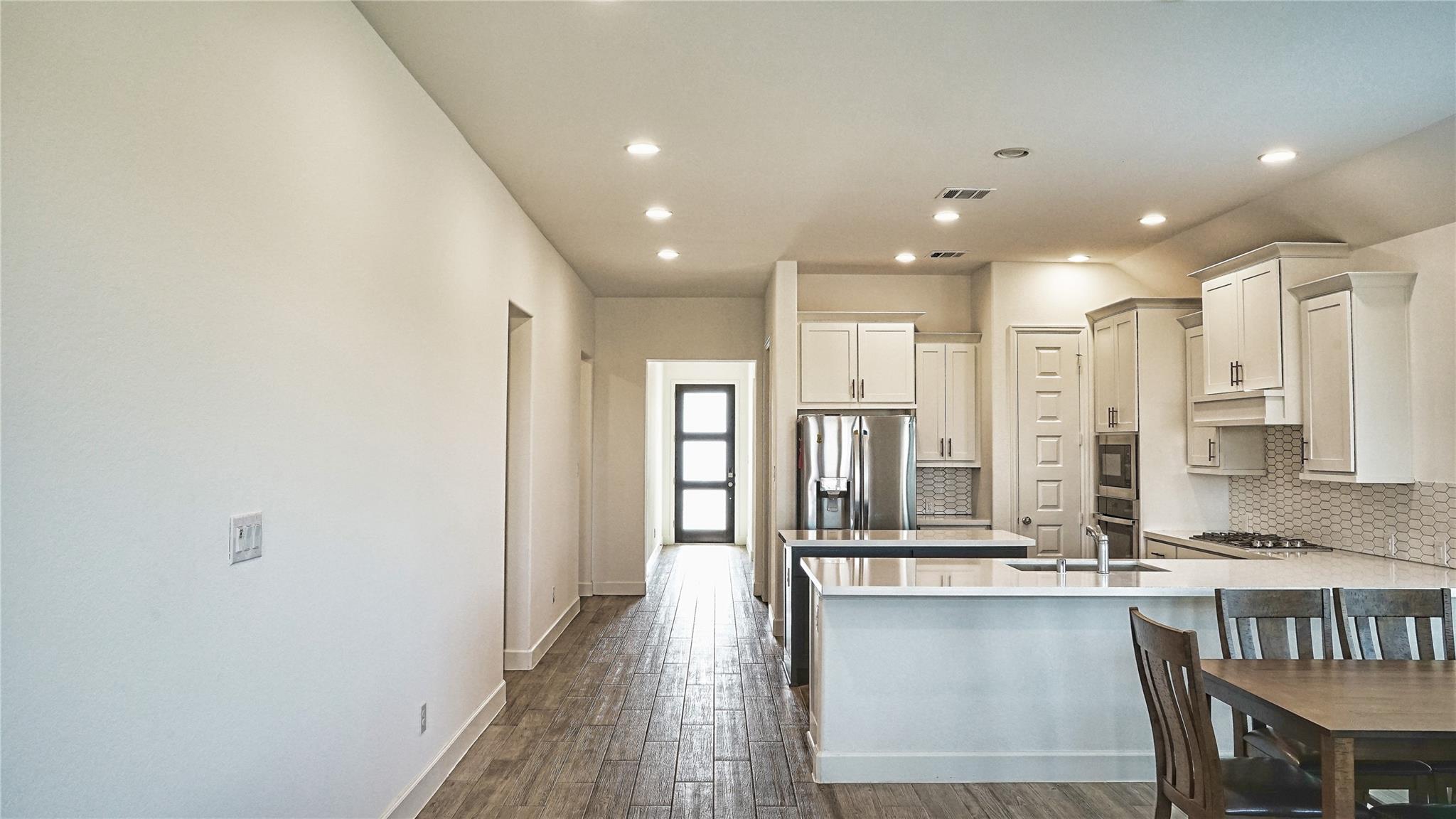 7107 Bur Oak Bend Way