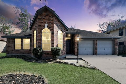Photo of 3914 Village Well Drive, Humble, TX 77396 (MLS # 5381449)
