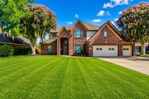 Tiny photo for 105 Thyme Trail, Lake Jackson, TX 77566 (MLS # 87197696)