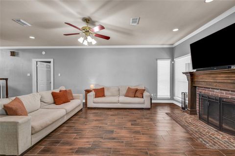 Tiny photo for 105 Thyme Trail, Lake Jackson, TX 77566 (MLS # 87197696)