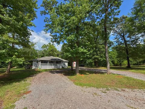 Photo of 3699 Cr 114, Centerville, TX 75833 (MLS # 15194699)