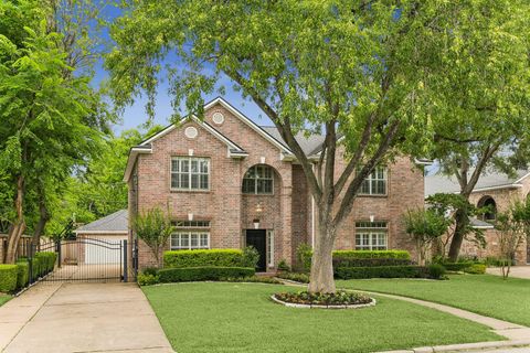 Photo of 816 Anderson Street, Bellaire, TX 77401 (MLS # 76830907)