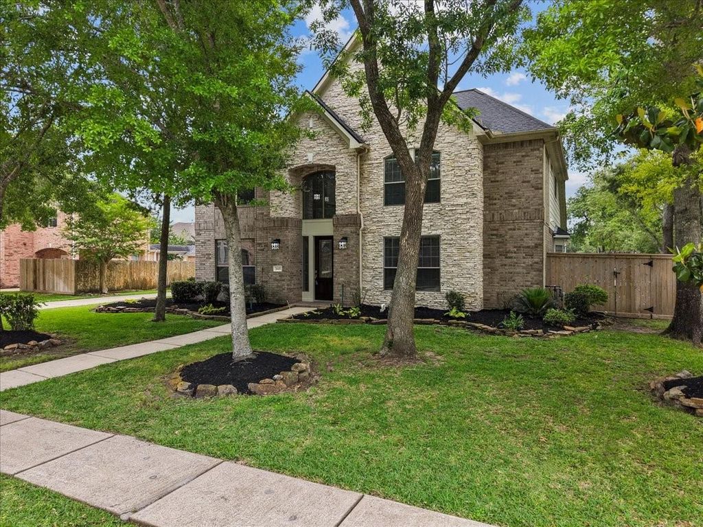 Photo of 3601 Kingston Drive, Friendswood, TX 77546 (MLS # 41150167)