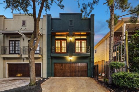 636 E 6th 1/2 Street Houston TX 77007