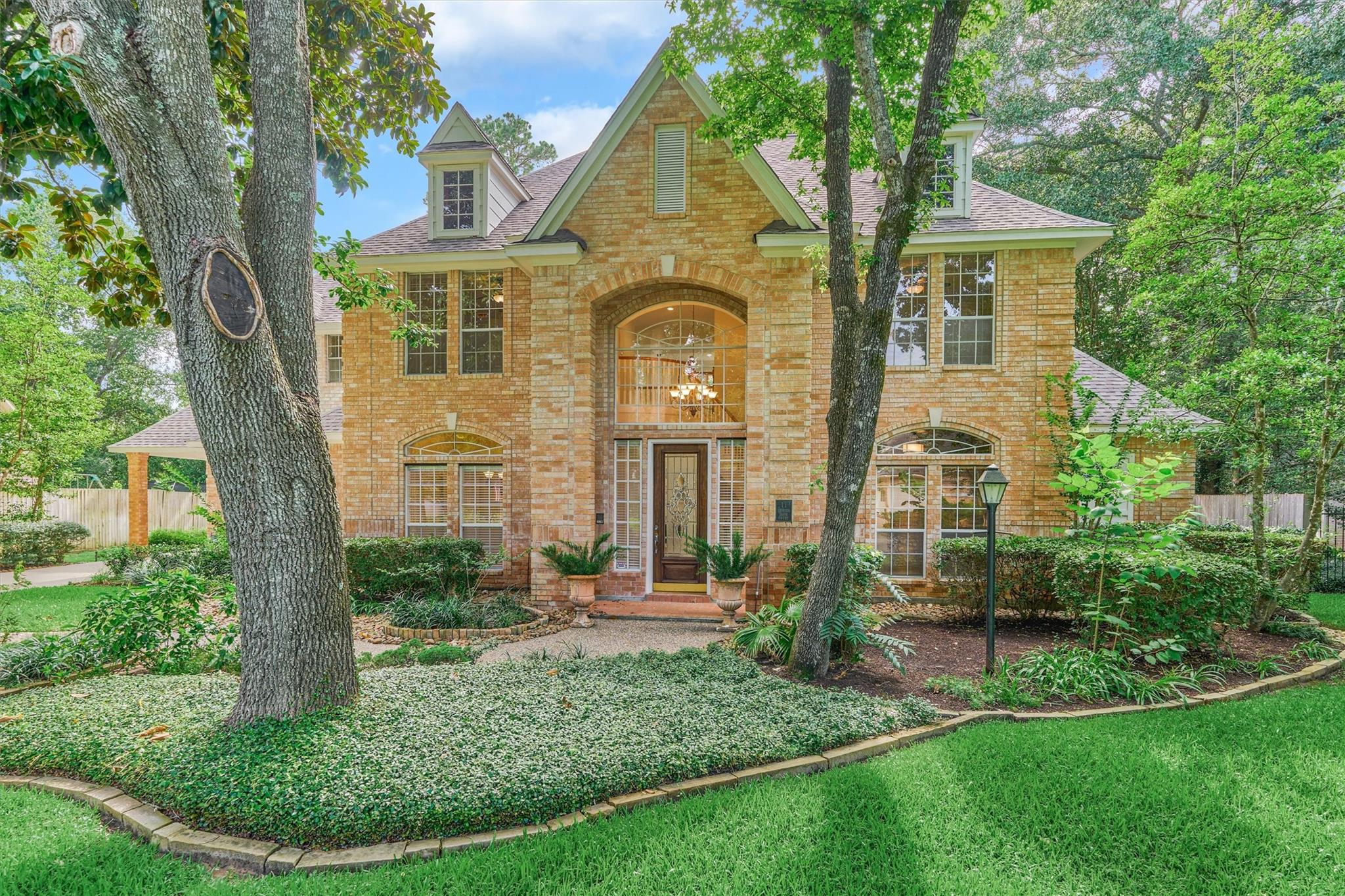 11 Turtle Rock Court