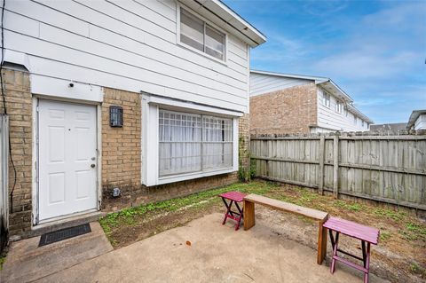 Tiny photo for 6975 Chasewood Drive, Houston, TX 77489 (MLS # 66931349)