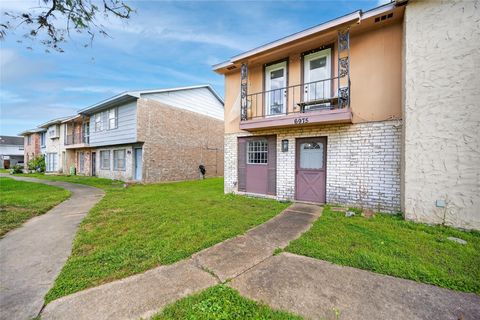 Tiny photo for 6975 Chasewood Drive, Houston, TX 77489 (MLS # 66931349)