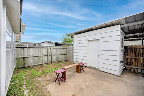 Tiny photo for 6975 Chasewood Drive, Houston, TX 77489 (MLS # 66931349)