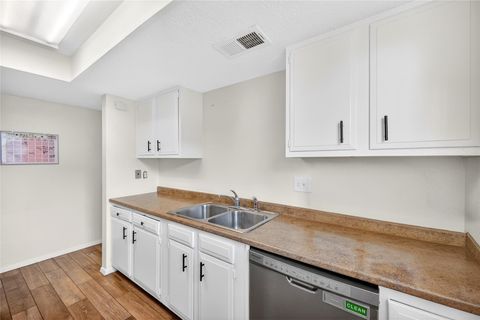 Tiny photo for 6975 Chasewood Drive, Houston, TX 77489 (MLS # 66931349)