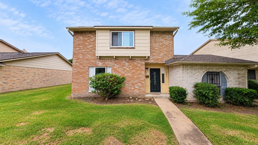 Photo of 12829 Clarewood Drive, Houston, TX 77072 (MLS # 41216441)