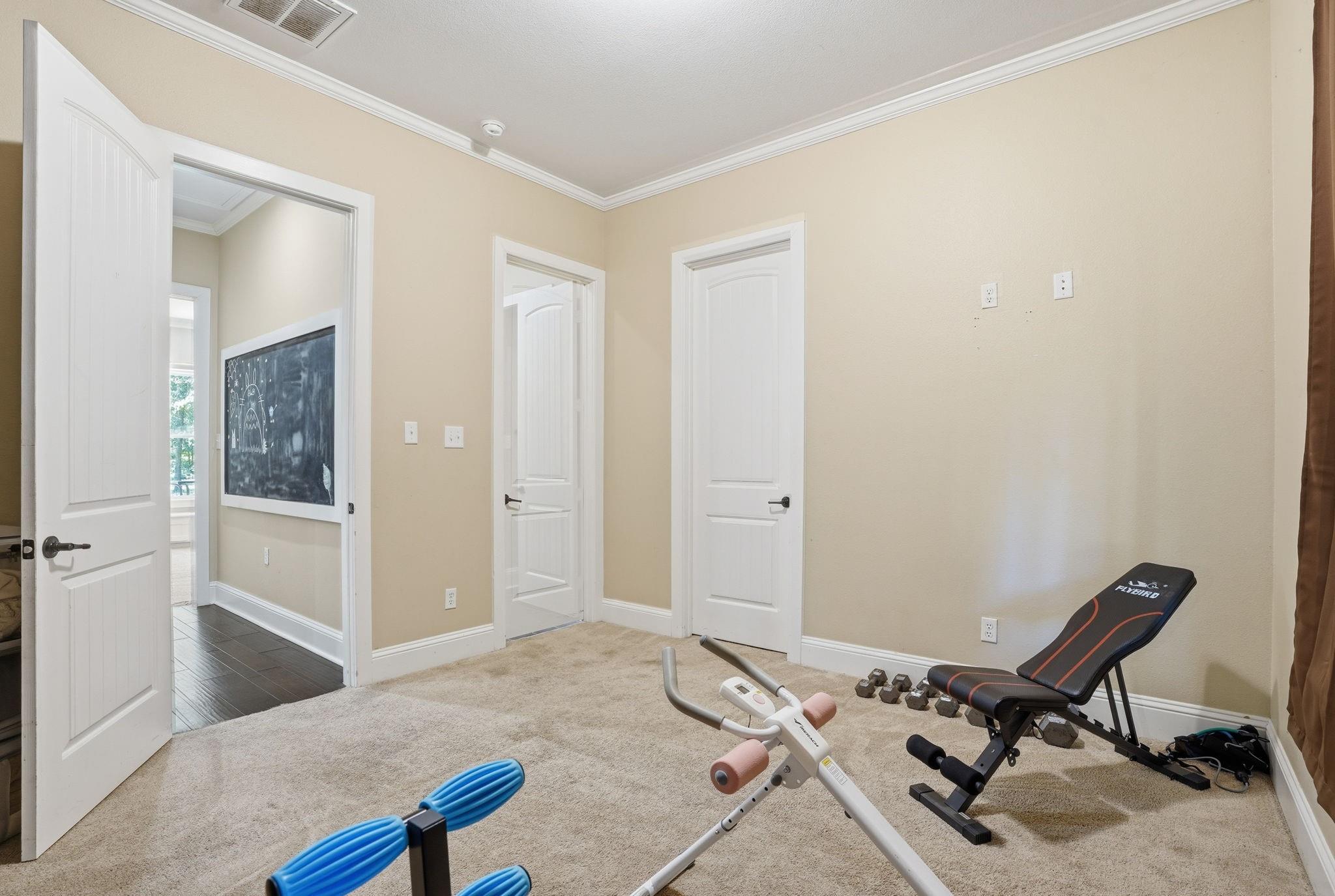 4215 Longhorn Drive
