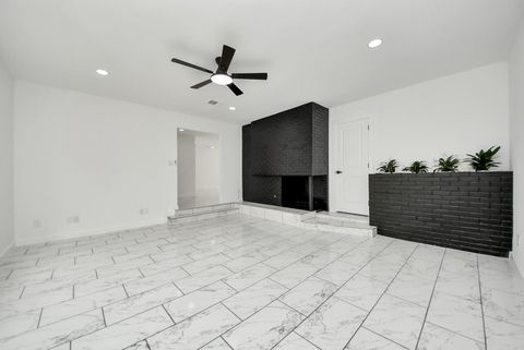 Tiny photo for 1418 San Sebastian Lane, Nassau Bay, TX 77058 (MLS # 62436018)