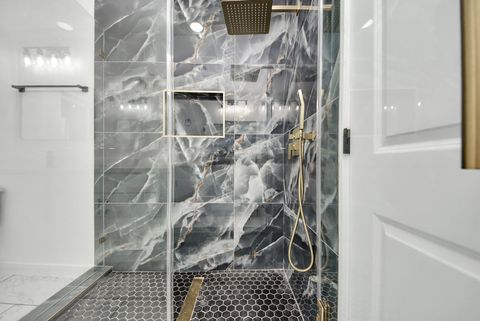 Tiny photo for 1418 San Sebastian Lane, Nassau Bay, TX 77058 (MLS # 62436018)