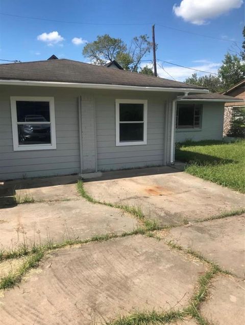 Photo of 7230 England St St, Houston, TX 77021 (MLS # 47212690)