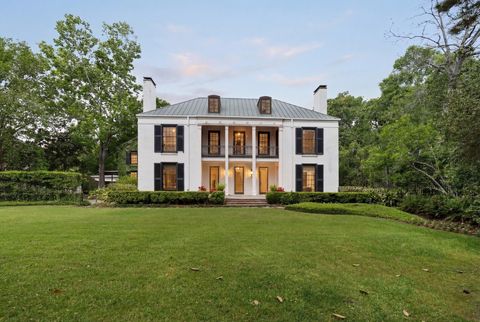 Photo of 1604 Kirby Drive, Houston, TX 77019 (MLS # 5379687)